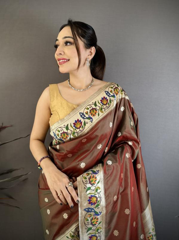 malhar Premium Silk Weaving Mayur Paithani wholesaler